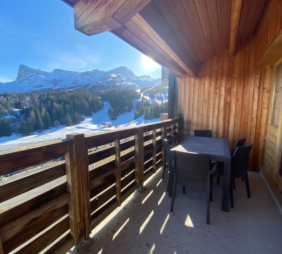 Apartment With Balcony And Superb View Le Devoluy France