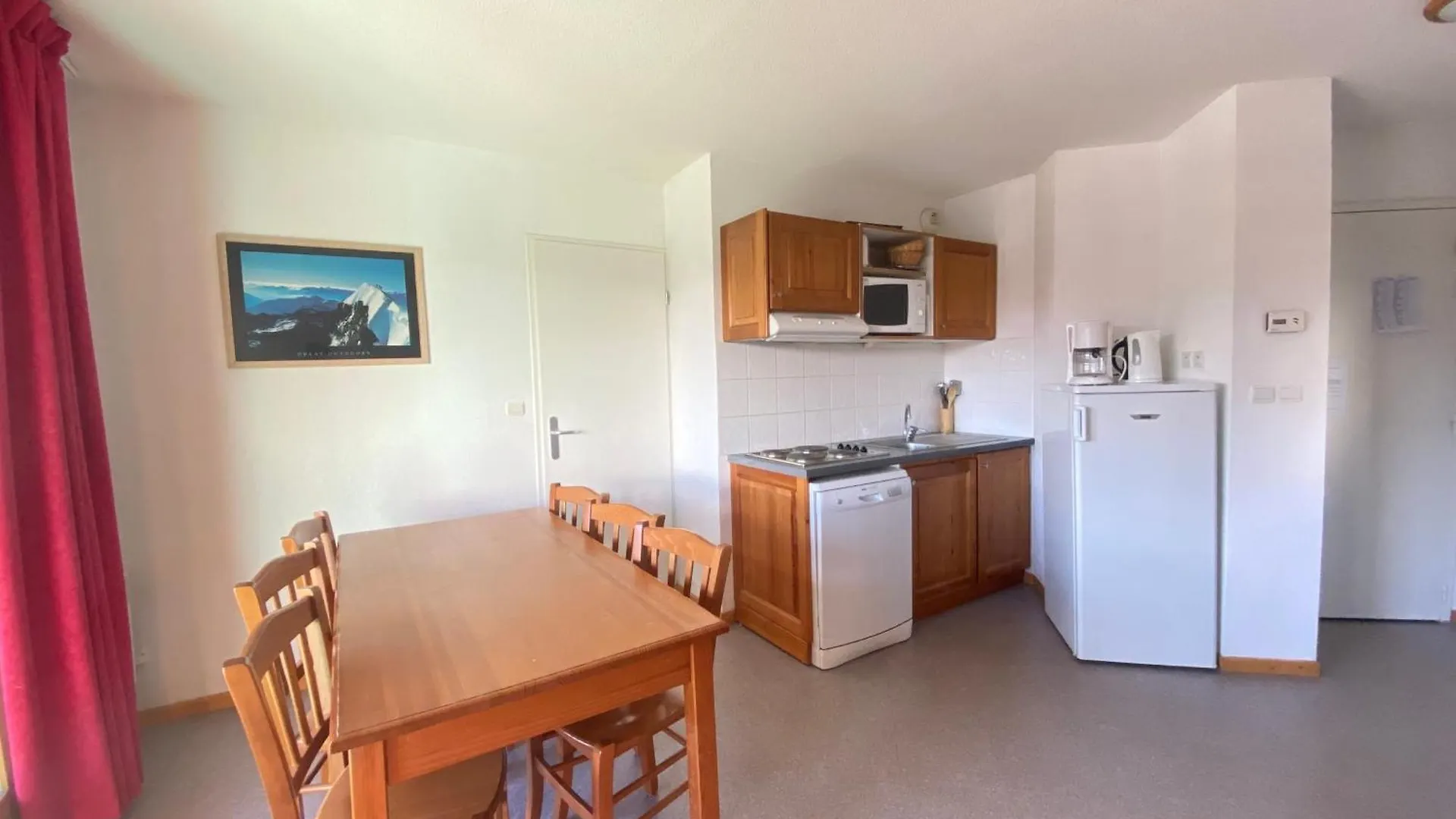 Apartment With Balcony And Superb View Le Devoluy