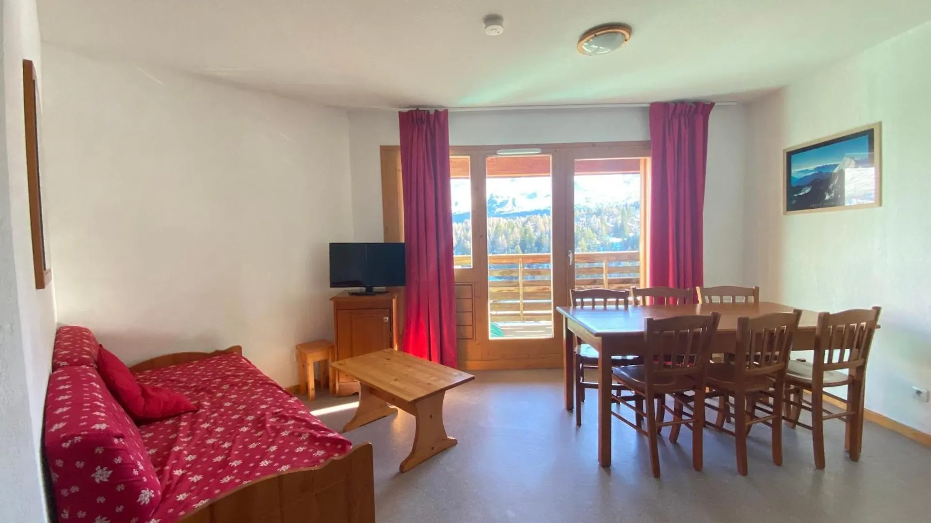 Apartment With Balcony And Superb View Le Devoluy France